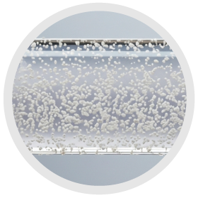 天然鉱石由来素材を配合したMeglassフレーム構造のクローズアップ